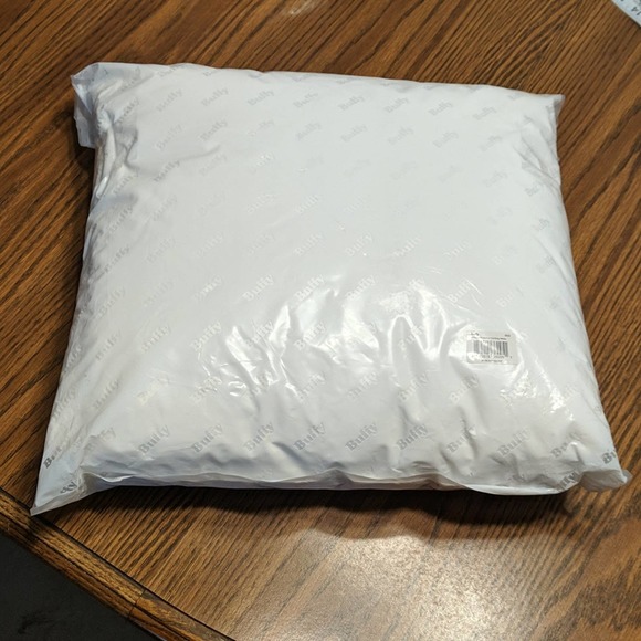 Buffy Plushy Mattress Protector White California King - Picture 2 of 4